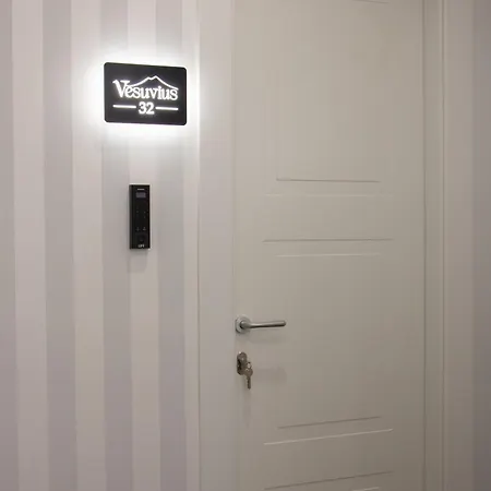 Vesuvius115 3* Nápoles