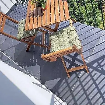 Pensión Vesuvius115 4*